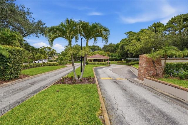 401 MARINER DRIVE 401, Tarpon Springs, FL 34689