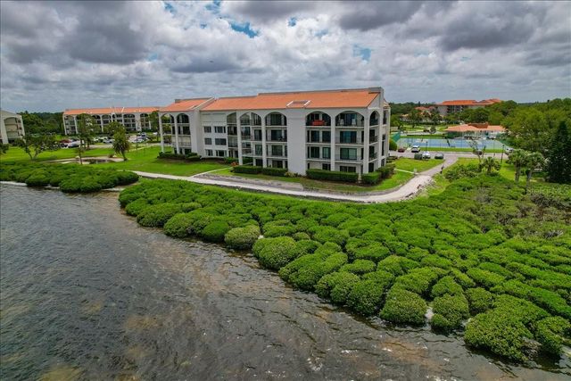 401 MARINER DRIVE 401, Tarpon Springs, FL 34689