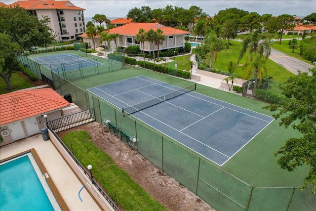 401 MARINER DRIVE 401, Tarpon Springs, FL 34689