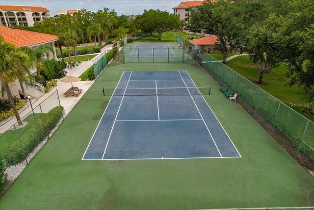 401 MARINER DRIVE 401, Tarpon Springs, FL 34689
