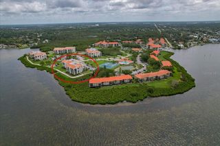 401 MARINER DRIVE 401, Tarpon Springs, FL 34689