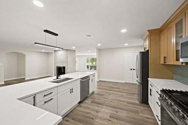 3011 Freshmeadows Drive, Houston, TX 77063