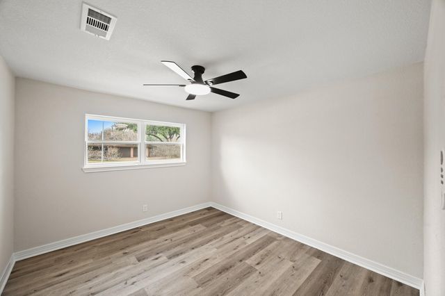 3011 Freshmeadows Drive, Houston, TX 77063