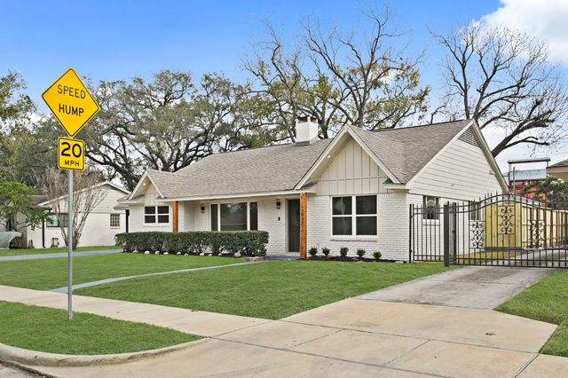 3011 Freshmeadows Drive, Houston, TX 77063