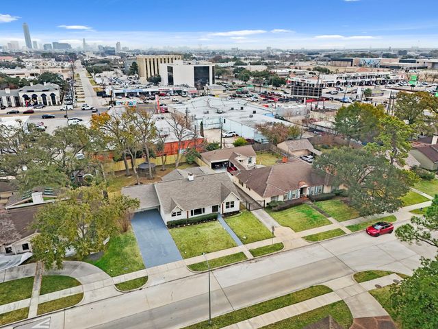 3011 Freshmeadows Drive, Houston, TX 77063
