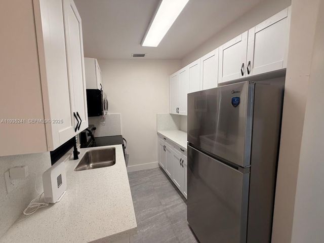 318 NW 30th Terrace, Fort Lauderdale, FL 33311