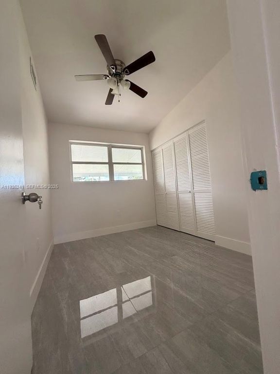 Image 20 of property listing at 318 NW 30th Terrace, Fort Lauderdale, FL 33311