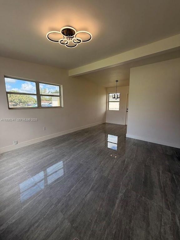 Image 22 of property listing at 318 NW 30th Terrace, Fort Lauderdale, FL 33311