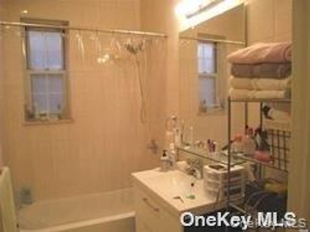 102-40 67th Drive 1C, Forest Hills, NY 11375