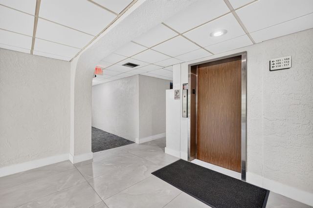 3004 NE 5th Terrace 216-c, Wilton Manors, FL 33334