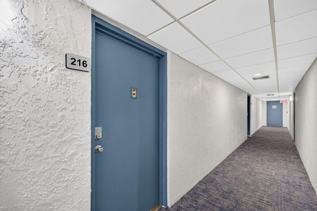 3004 NE 5th Terrace 216-c, Wilton Manors, FL 33334