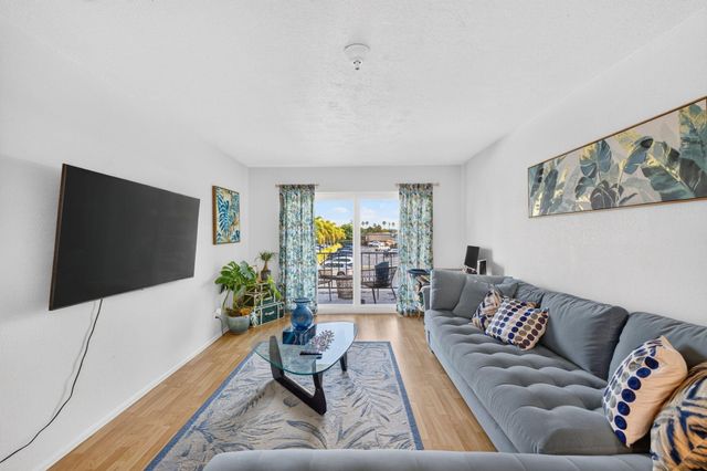 3004 NE 5th Terrace 216-c, Wilton Manors, FL 33334