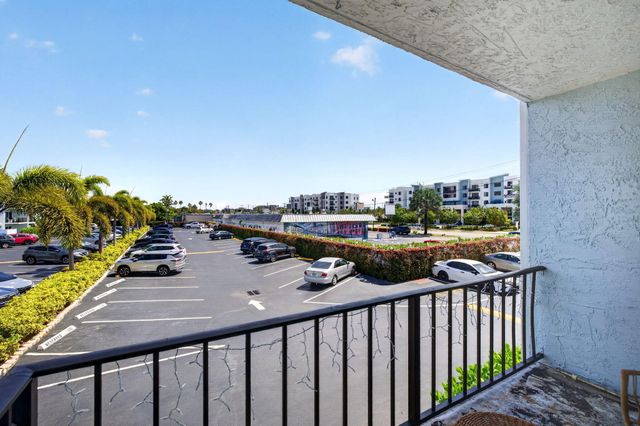 3004 NE 5th Terrace 216-c, Wilton Manors, FL 33334