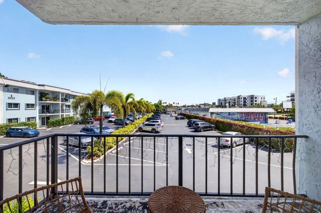 3004 NE 5th Terrace 216-c, Wilton Manors, FL 33334