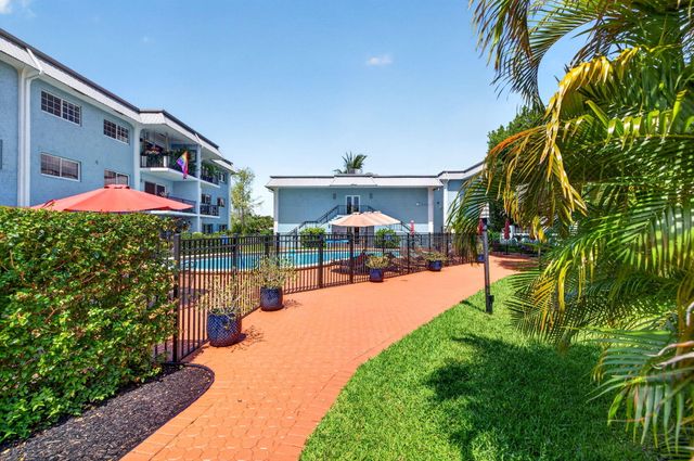 3004 NE 5th Terrace 216-c, Wilton Manors, FL 33334