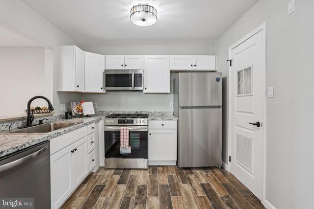 110 AUCKLAND DR, Newark, DE 19702