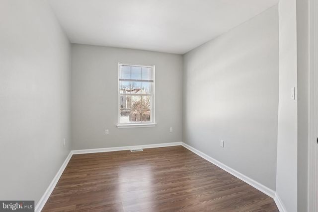 110 AUCKLAND DR, Newark, DE 19702