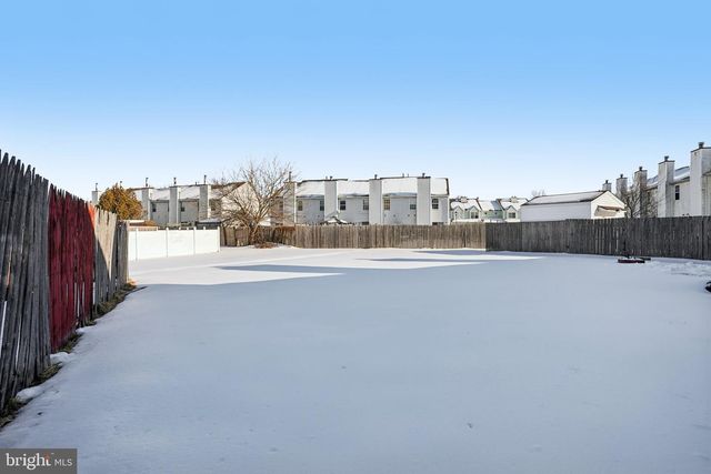 110 AUCKLAND DR, Newark, DE 19702