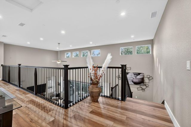 1132 Sierra Oaks Dr, Colfax, CA 95713