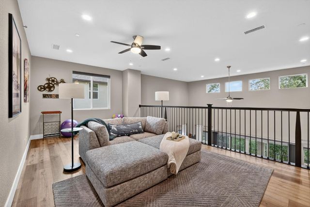 1132 Sierra Oaks Dr, Colfax, CA 95713