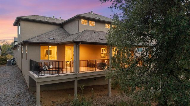 1132 Sierra Oaks Dr, Colfax, CA 95713