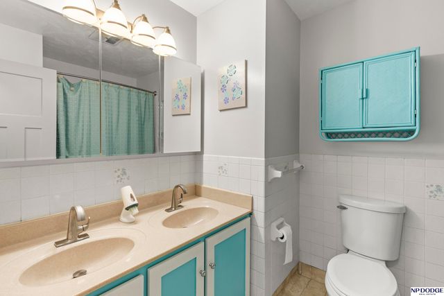 1102 Potter Road, Bellevue, NE 68005