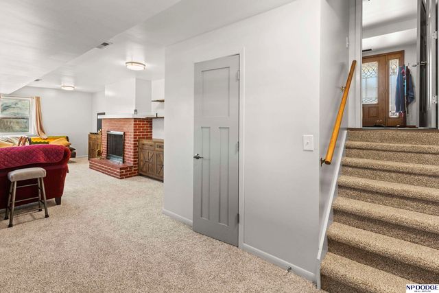 1102 Potter Road, Bellevue, NE 68005