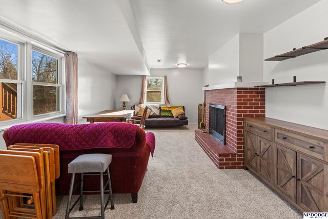 1102 Potter Road, Bellevue, NE 68005