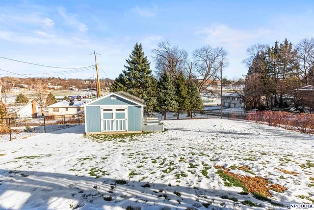 1102 Potter Road, Bellevue, NE 68005