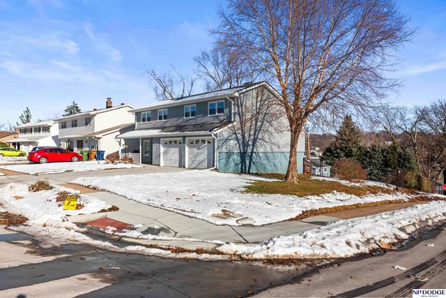 1102 Potter Road, Bellevue, NE 68005