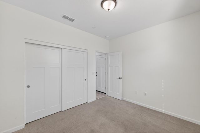 7450 Clear Lake Aly, Sacramento, CA 95829