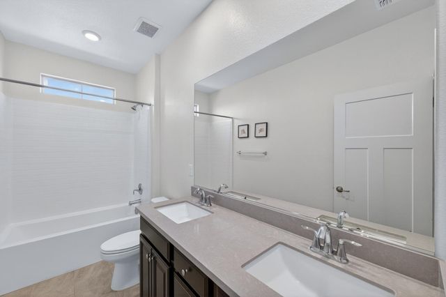 7450 Clear Lake Aly, Sacramento, CA 95829