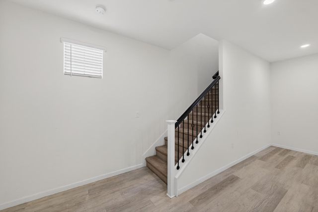 7450 Clear Lake Aly, Sacramento, CA 95829