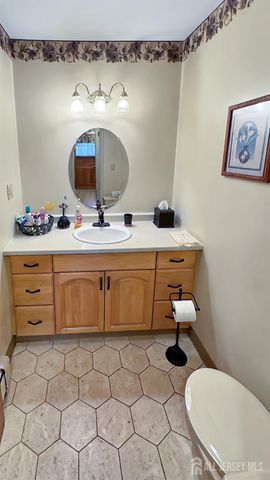 100 Westminster Place, Saddle Brook, NJ 07663