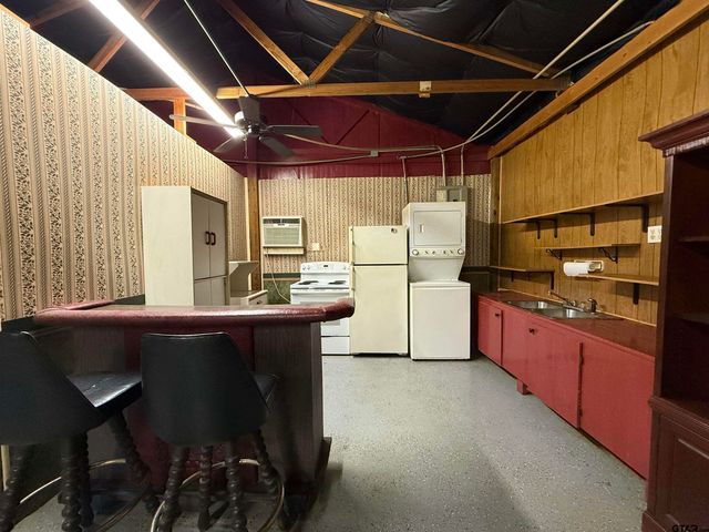 3350 FM 852, Winnsboro, TX 75494