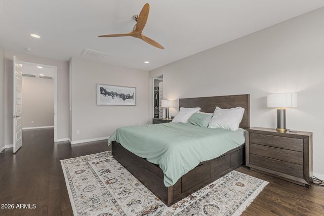 2517 E NOVAK Way, Phoenix, AZ 85042