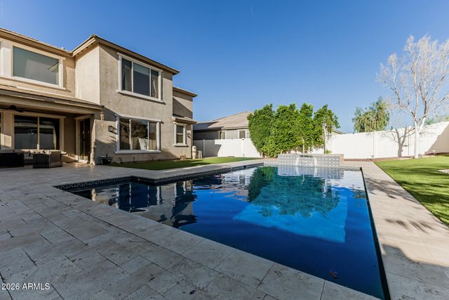 2517 E NOVAK Way, Phoenix, AZ 85042