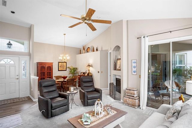 5117 FAIRWAY ONE DRIVE, Valrico, FL 33596