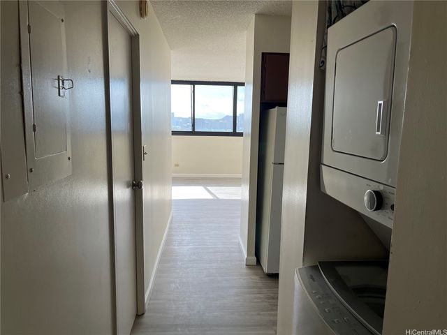 1571 Piikoi Street 1503, Honolulu, HI 96822
