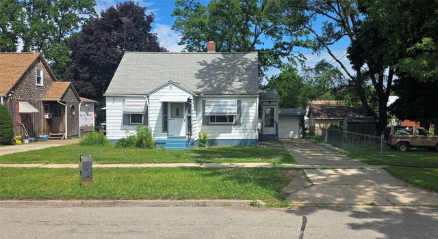 2352 FAIRMOUNT Parkway, Erie, PA 16510