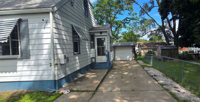 2352 FAIRMOUNT Parkway, Erie, PA 16510