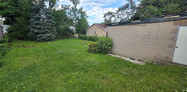 2352 FAIRMOUNT Parkway, Erie, PA 16510