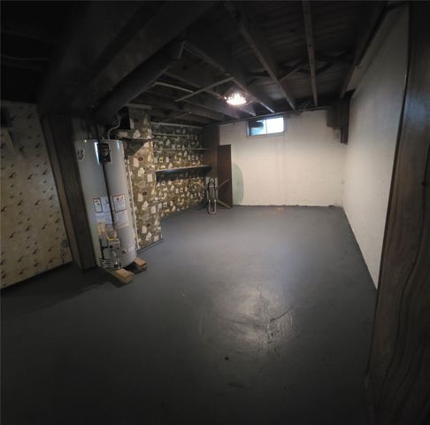 2352 FAIRMOUNT Parkway, Erie, PA 16510