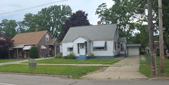 2352 FAIRMOUNT Parkway, Erie, PA 16510