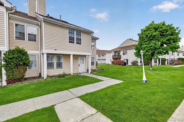 2722 Whispering Hills, Chester, NY 10918