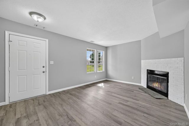 2722 Whispering Hills, Chester, NY 10918