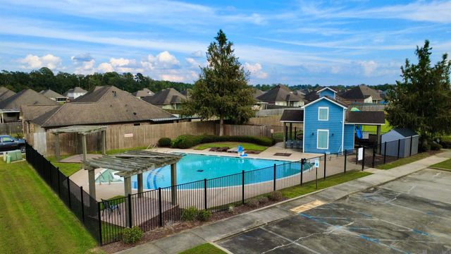 17675 Feather Ridge Dr, Prairieville, LA 70769