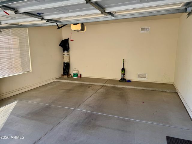 2630 W SAT NAM Way, Phoenix, AZ 85086