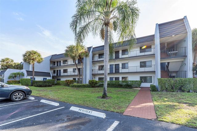 4230 Deste Court 305, Lake Worth, FL 33467