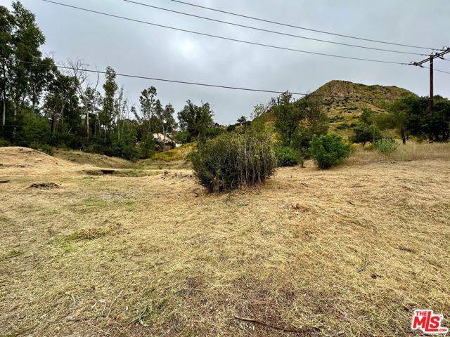 29371 Lake Vista Drive, Agoura Hills, CA 91301